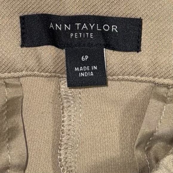 Ann Taylor Pants Women's 6 Petite Tan Button Accent Wide Leg Cropped Trousers - Picture 5 of 8